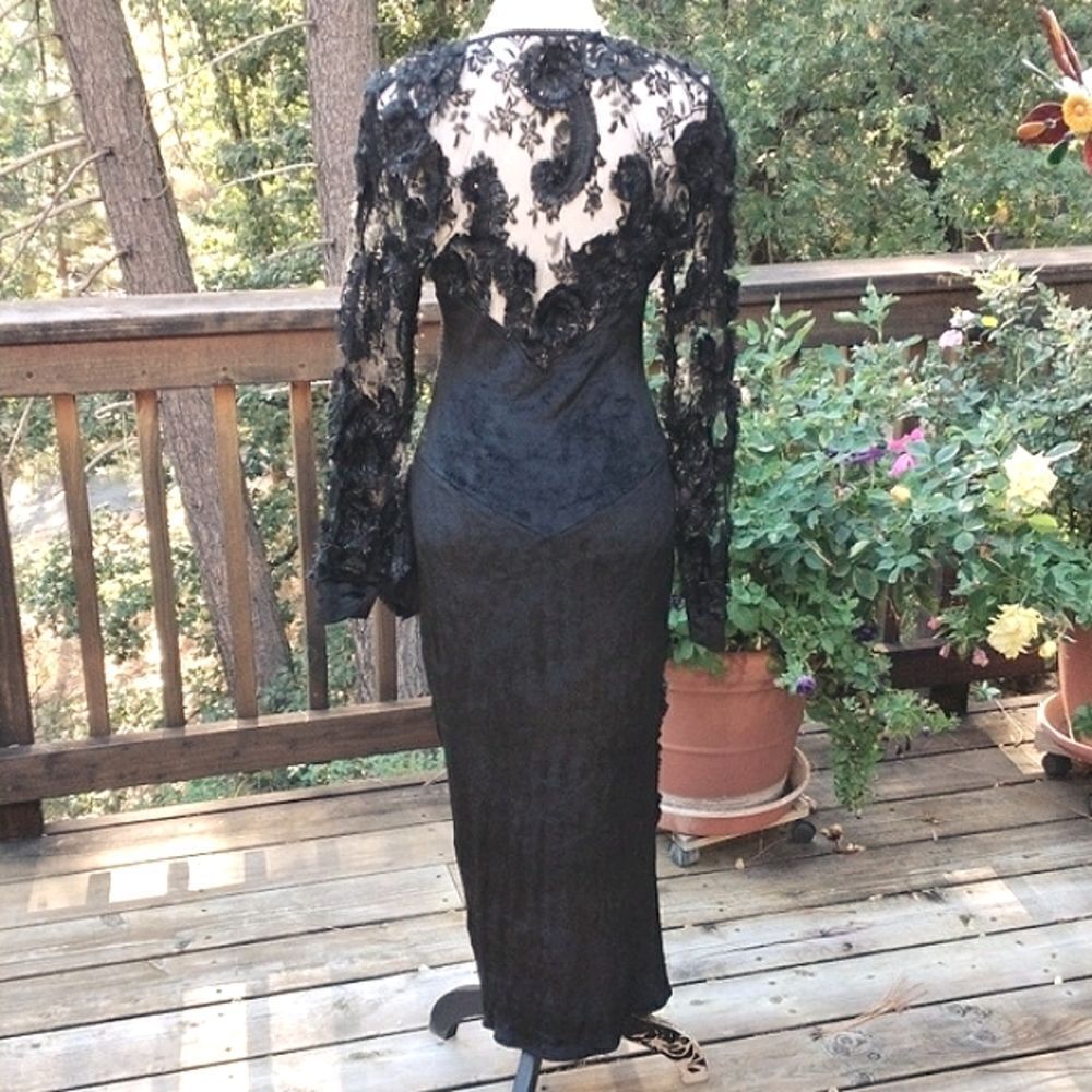 Yvan & Marzia Velvet Evening Dress Baddie Whimsigoth - Picture 7 of 10